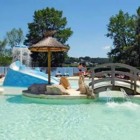 Campsite Chalet 4 Etoiles - Parc Aquatique - Eeeahd Canet-de-Salars